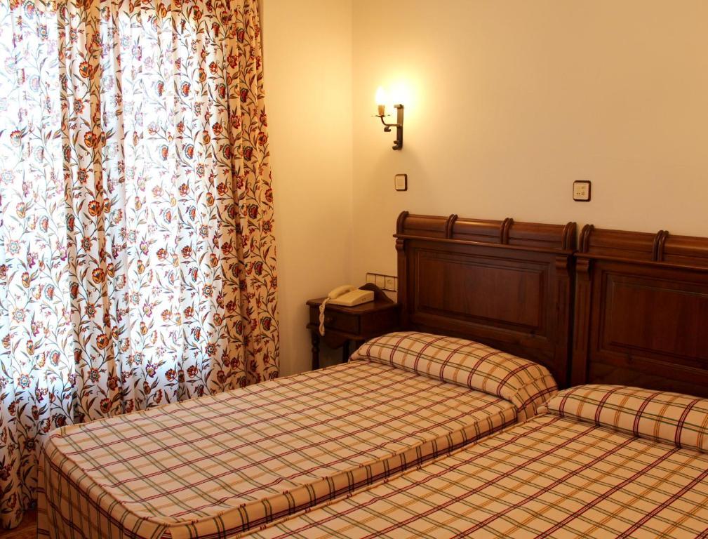 Hotel Velad 벨레즈블랭코 외부 사진