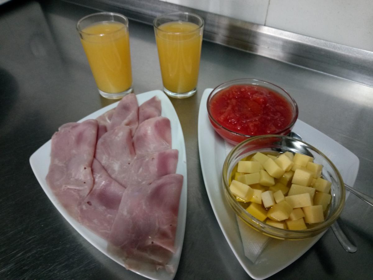 Hotel Velad 벨레즈블랭코 외부 사진